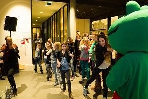 Flashmob opening Serviceplein Dronten